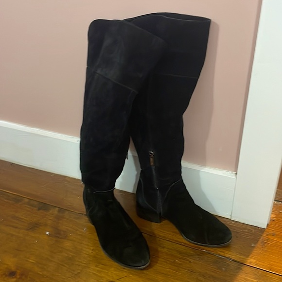 VINCE CAMUTO otk suede boots sz 9 - Picture 2 of 5